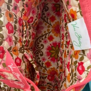 Vera Bradley retired pattern (Folkloric).